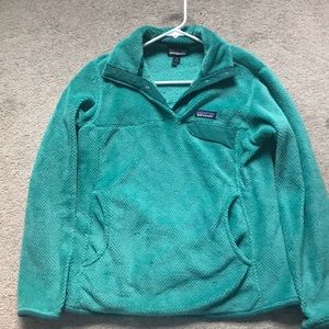 Patagonia women’s medium fleece pullover